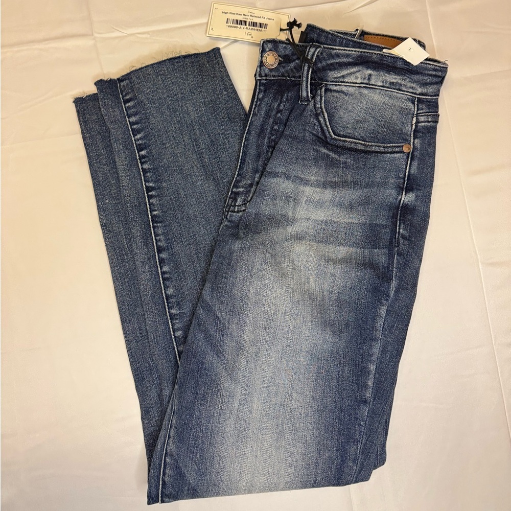 -NWT Judy Blue Straight Leg Jeans in Classic Blue Size 11/30